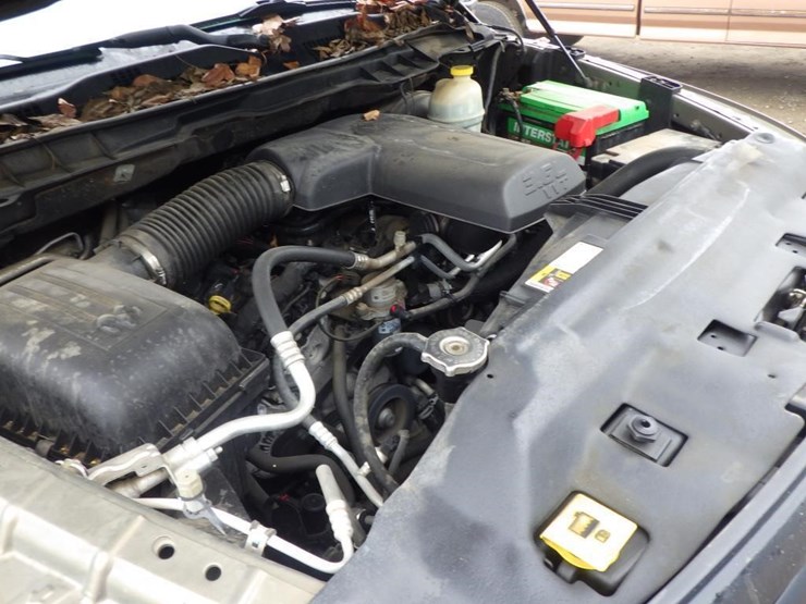 2014-dodge-1500-image-11