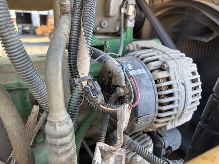 2005-john-deere-7220-image-56