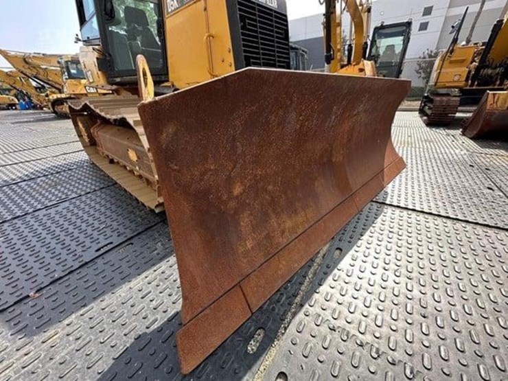 2013-caterpillar-d5k2-lgp-image-12