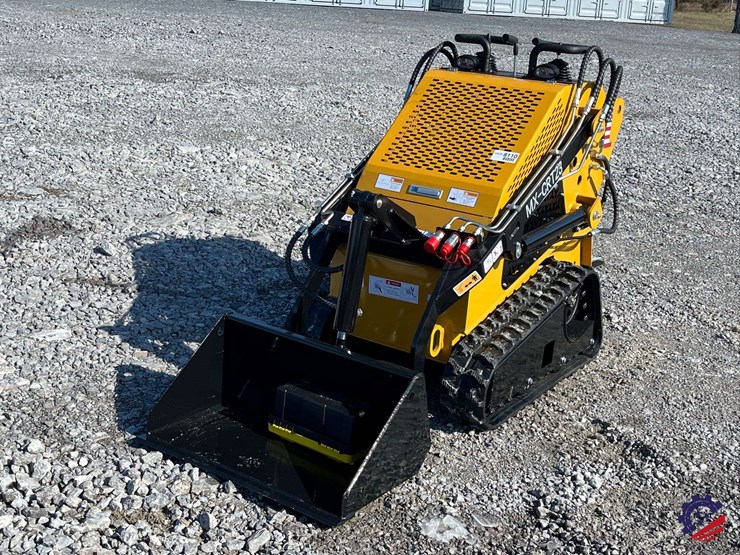 2026-agt-mx-crt23-compact-track-loader-mini-skid-steer-image-12