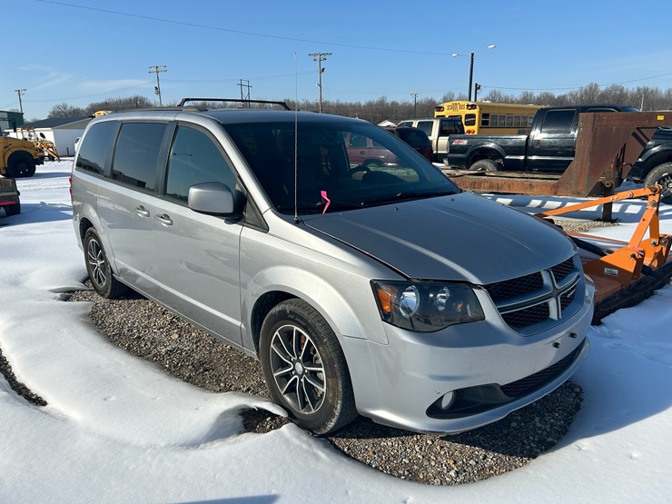 2018-dodge-grand-caravan-image-2