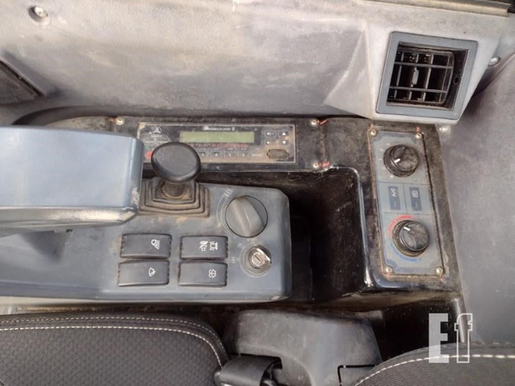 2022-sany-sy50u-image-9