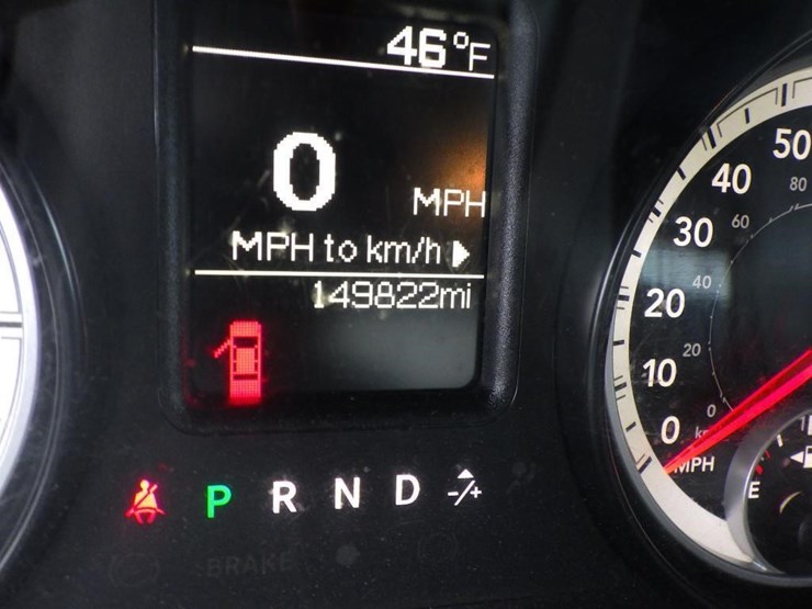 2014-dodge-1500-image-14