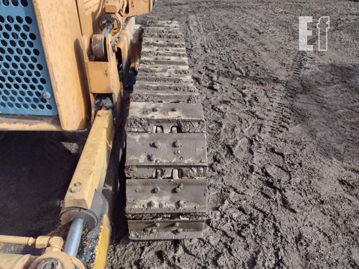 komatsu-d31a-17-image-27