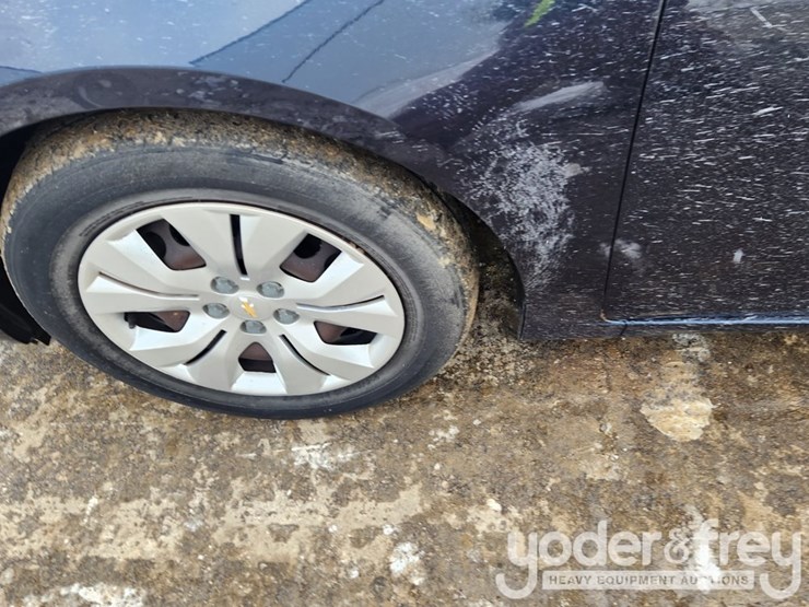 2016-chevrolet-cruze-image-12