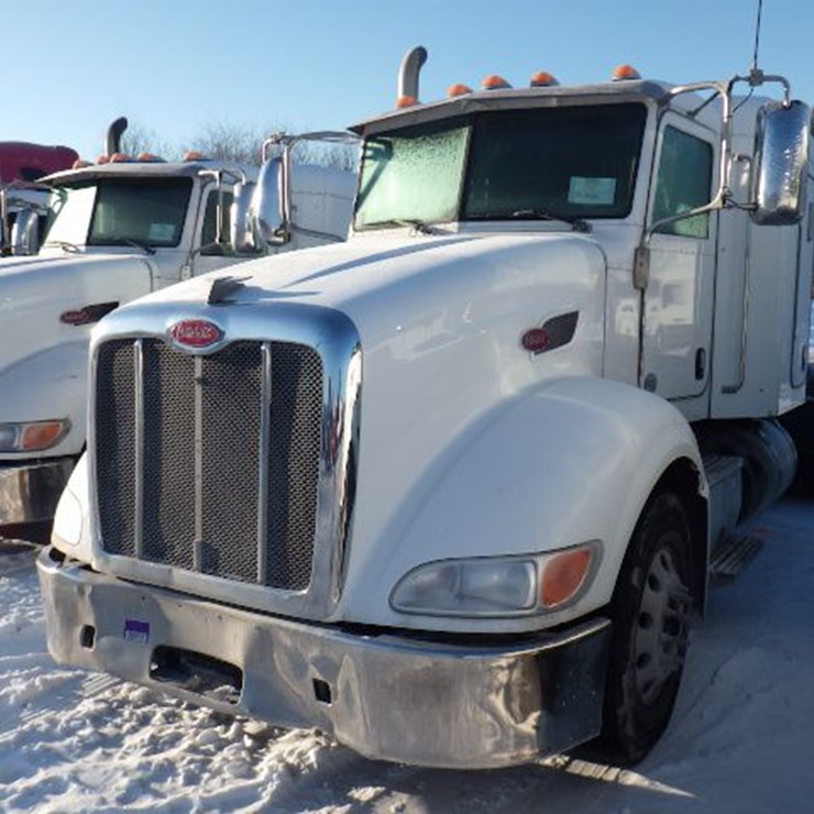 2014 PETERBILT 386