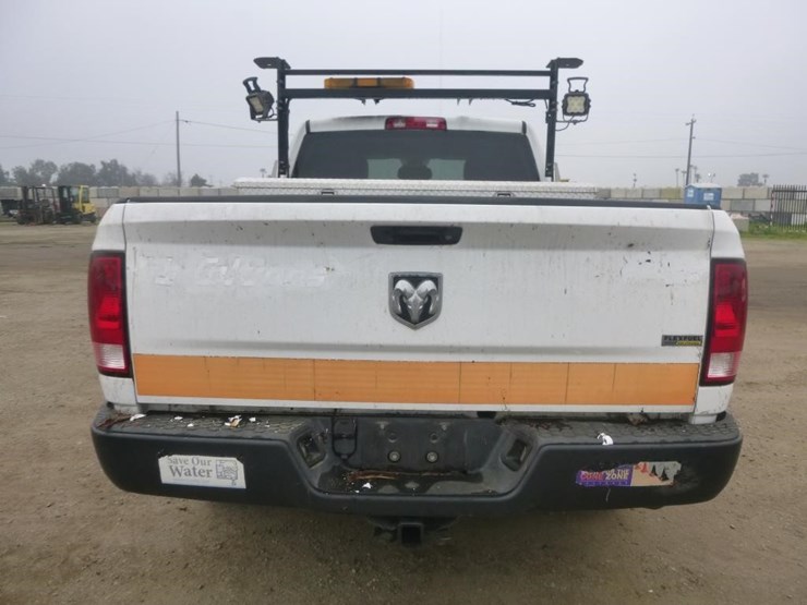 2016-dodge-1500-image-8