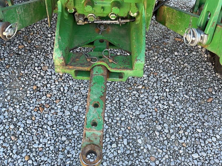 2015-john-deere-5100m-image-17