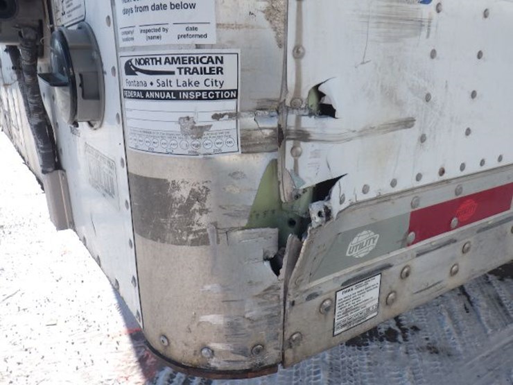 2017-utility-4000d-x-image-31