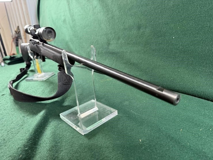 marlin-mdl-64-.22-lr-rifle-image-6