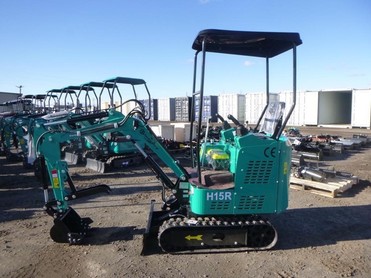 2025-agt-h15r-hydraulic-excavator-image-5