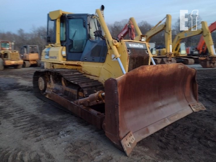 2004-komatsu-d65ex-15-image-46