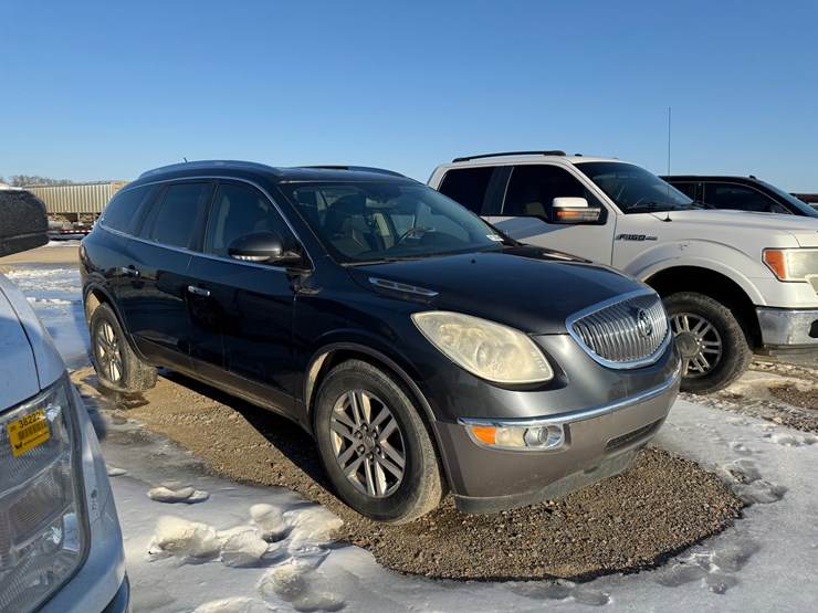 2012-buick-enclave-image-2