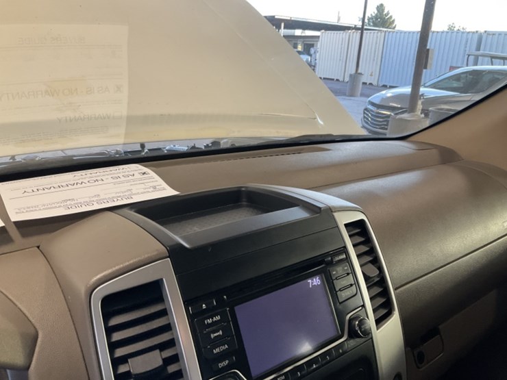 2015-nissan-frontier-image-17