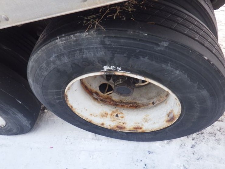 2017-utility-4000d-x-image-14