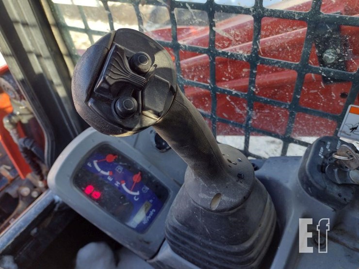 kubota-svl75-image-8