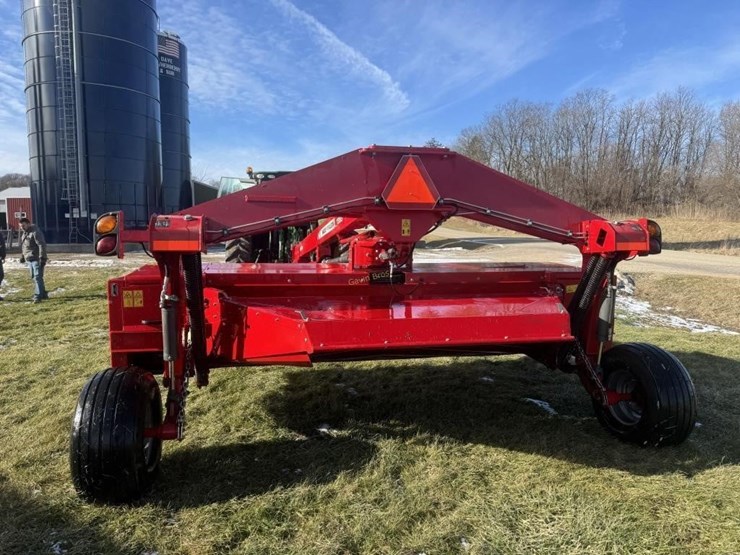 massey-ferguson-1383-image-5