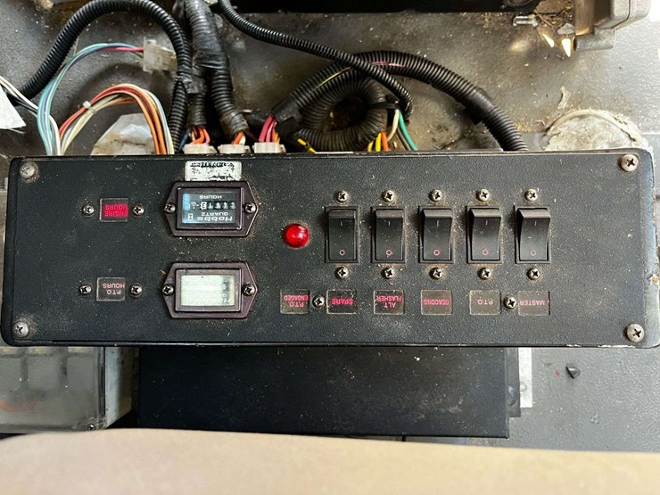 2005-sterling-acterra-image-73