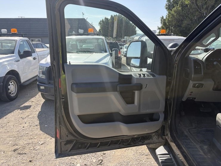 2017-ford-f250-image-10