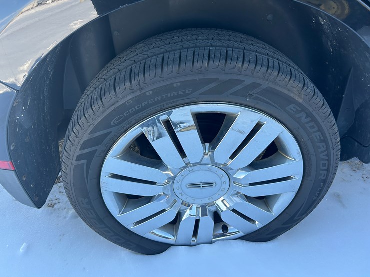 2009-lincoln-mkx-image-8