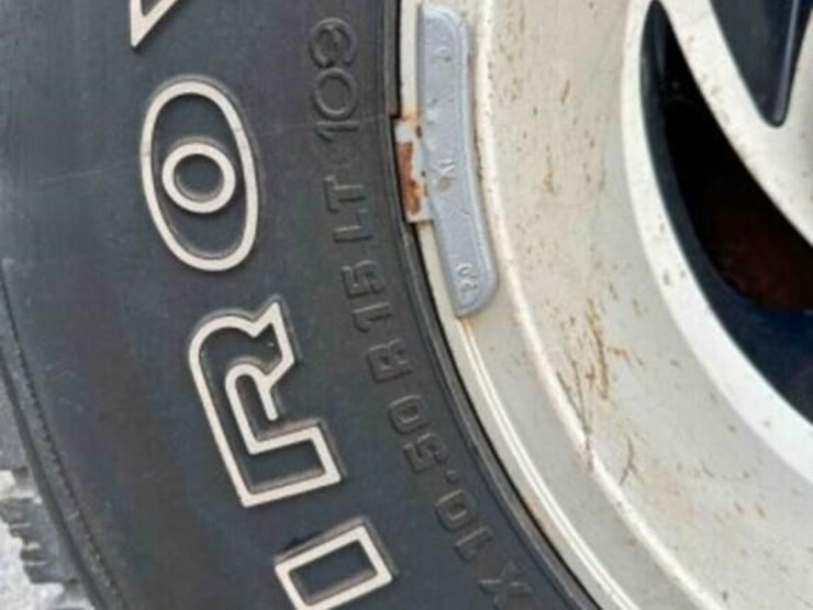 1989-jeep-wrangler-image-43