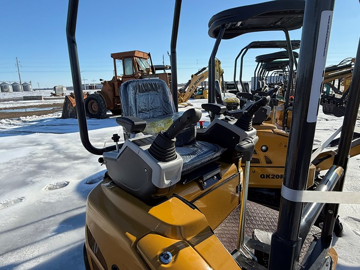 #101-•-unused-cfg-industry-qk20r-mini-excavator-qk20r202511040283-inv#-36802-image-26