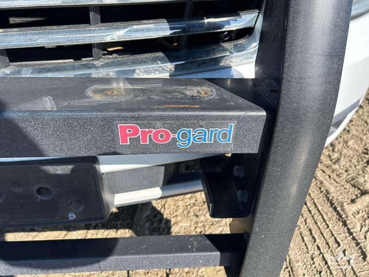 2020-chevrolet-tahoe-image-22