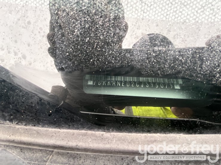 2012-gmc-acadia-image-44