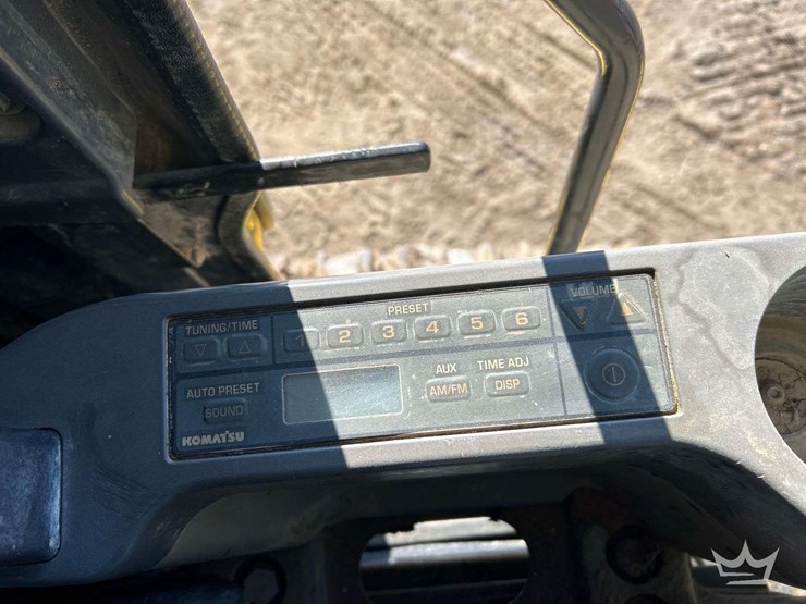 2013-komatsu-pc360-image-19