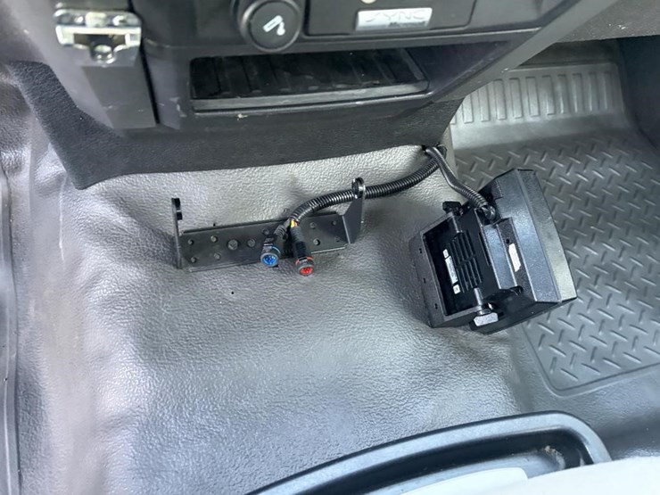 2010-ford-f150-image-16