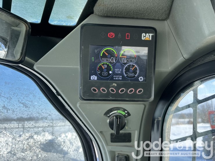 2023-caterpillar-259d3-image-22