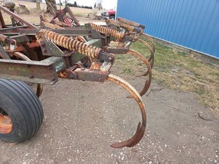 glencoe-soil-saver-7-shank-disc-chisel-image-5