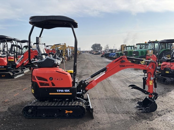 2025-tpm-18k-hydraulic-excavator-image-7