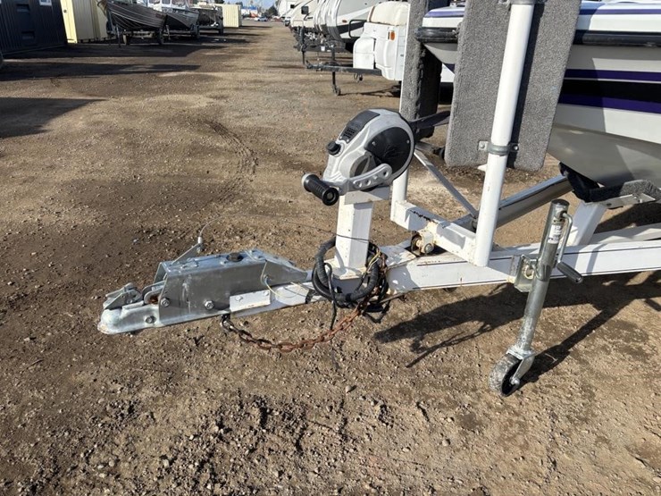 1998-unknown-trailer-image-40