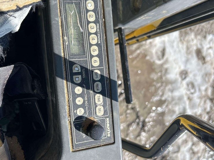 2012-komatsu-pc200-lc-8-image-21