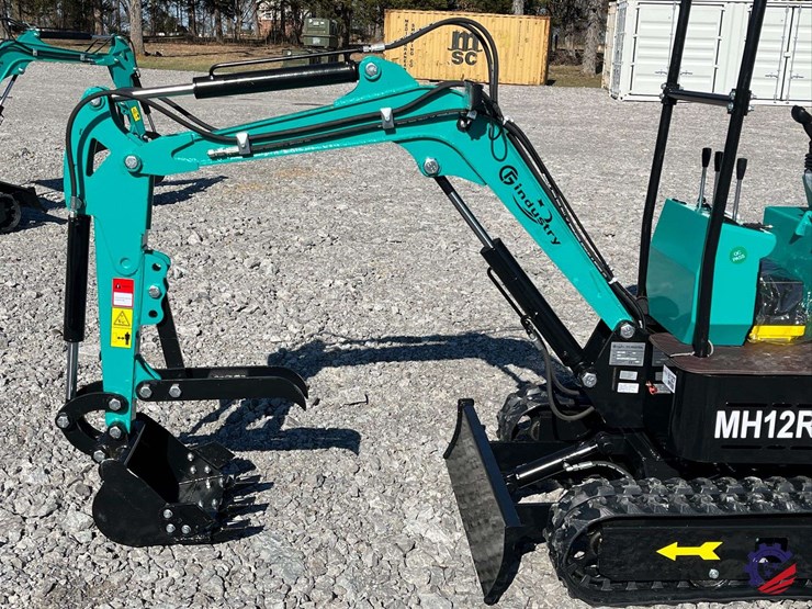 2026-cfg-industry-mh12rx-image-16