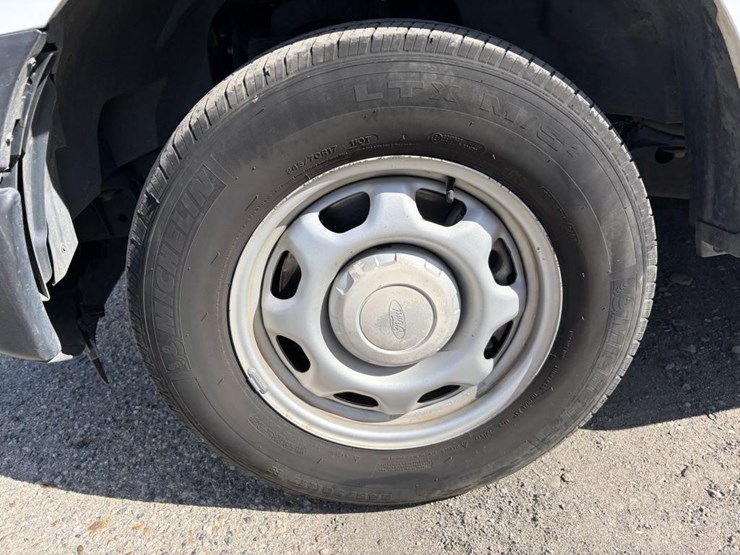 2015-ford-f150-image-25