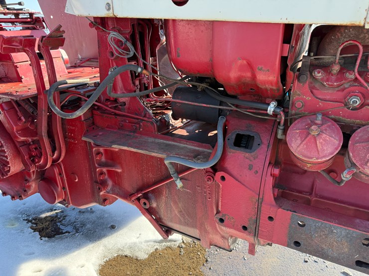 1965-international-706-image-6