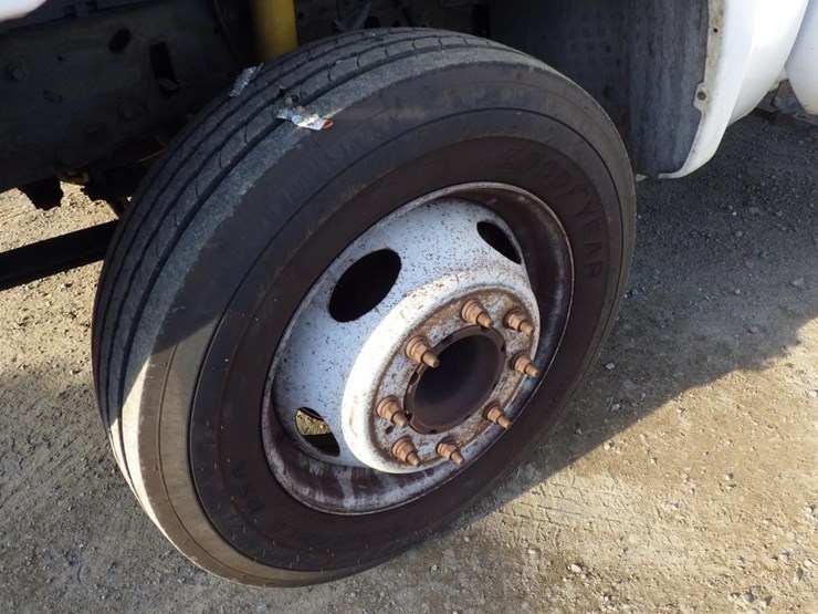 2002-ford-f450-image-13