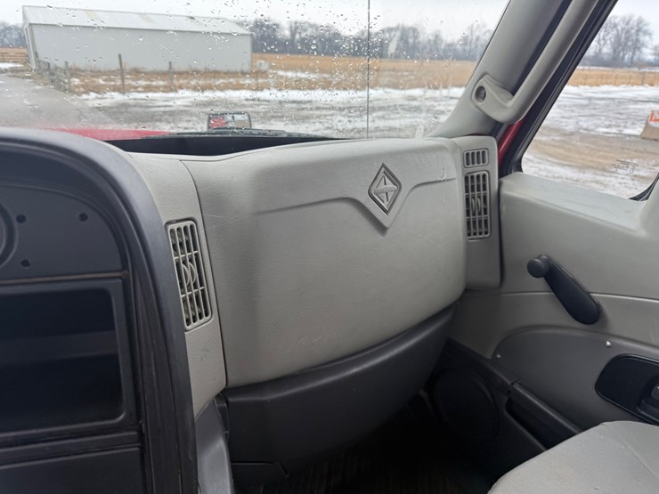 2013-timpte-hopper-bottom-image-57