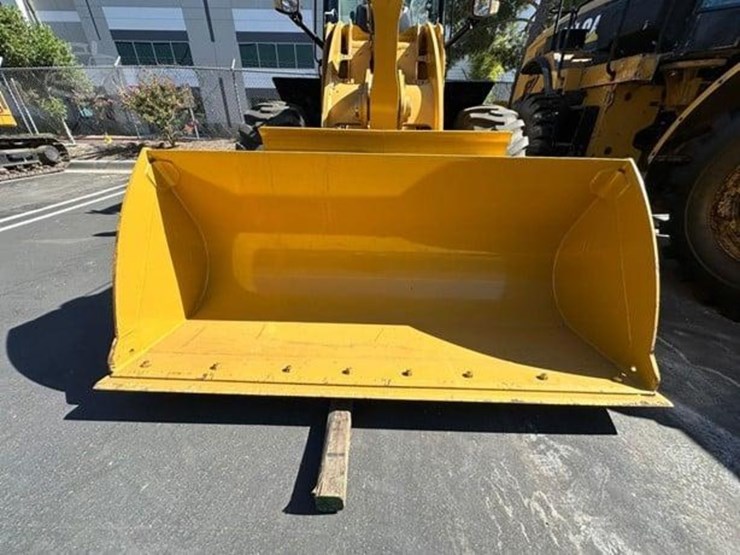 2018-caterpillar-910m-image-7