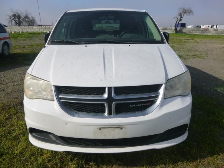 2014-dodge-grand-caravan-image-6