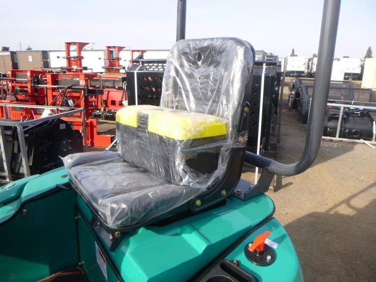 2025-agt-qk16r-hydraulic-excavator-image-19