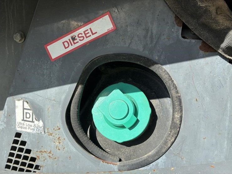 2019-takeuchi-tl10v2-image-12