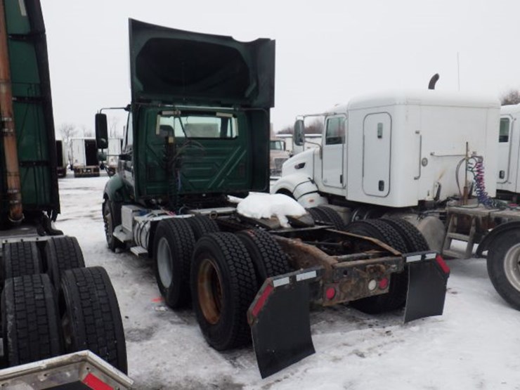 2015-international-prostar-image-13