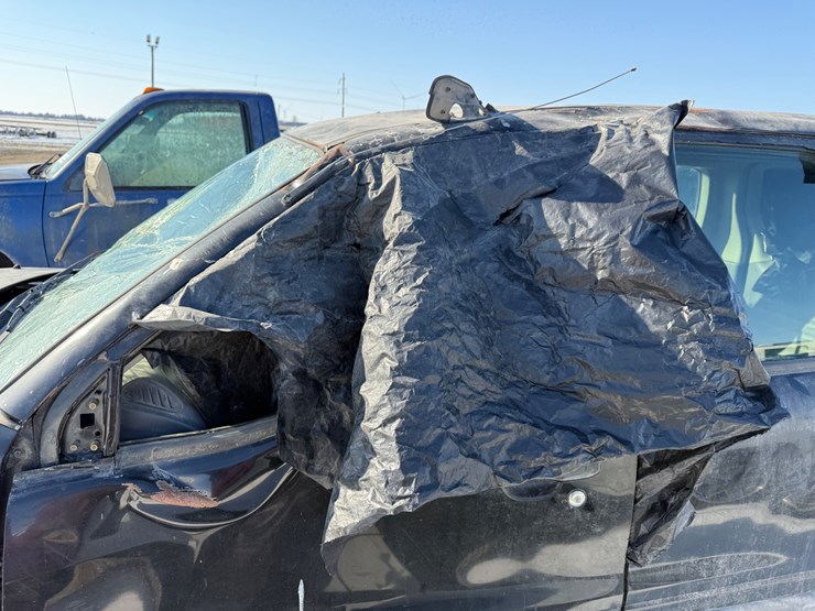 2001-chevrolet-tracker-image-36