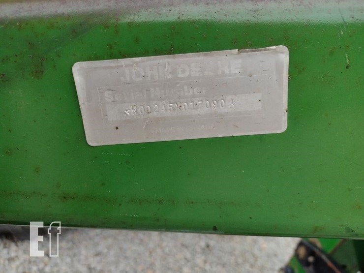 john-deere-245-image-5