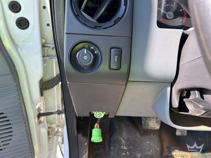 2018-ford-f750-image-16