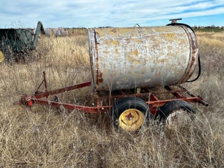 versatile-liquid-trailer-image-1