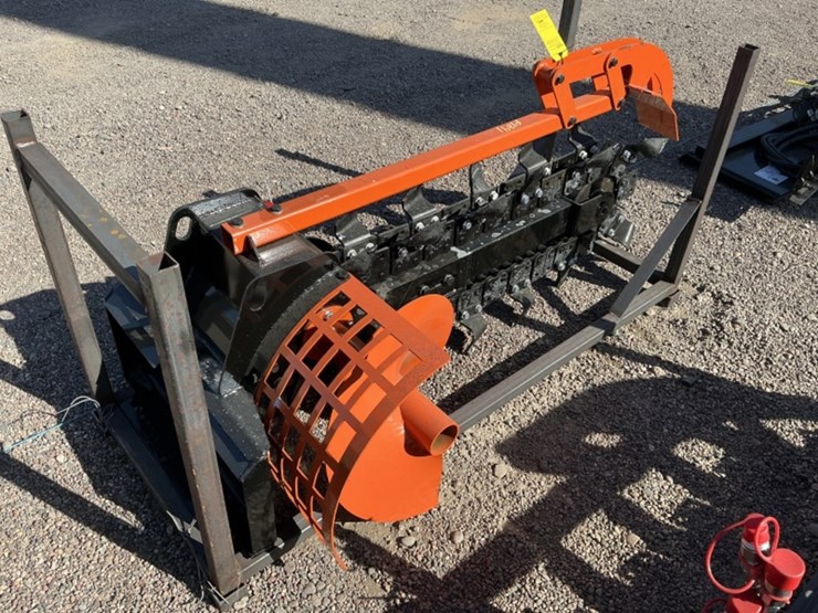 2025-giyi-gy-x39f-trencher-for-stand-up-skid-steer-image-3